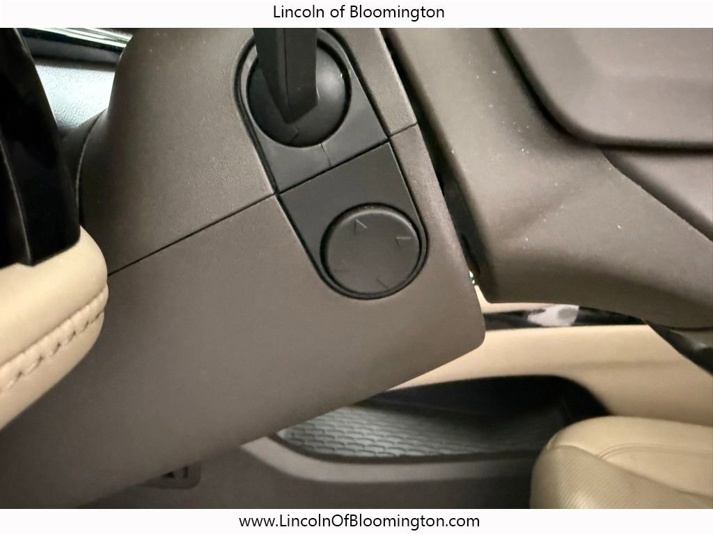 Certified 2023 Lincoln Nautilus Reserve w/ Equipment Group 201A image 28