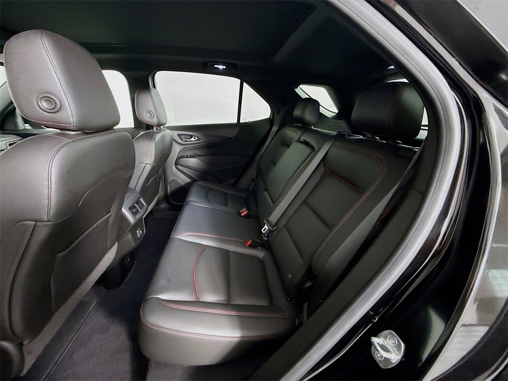 Used 2022 Chevrolet Equinox RS w/ RS Leather Package image 22