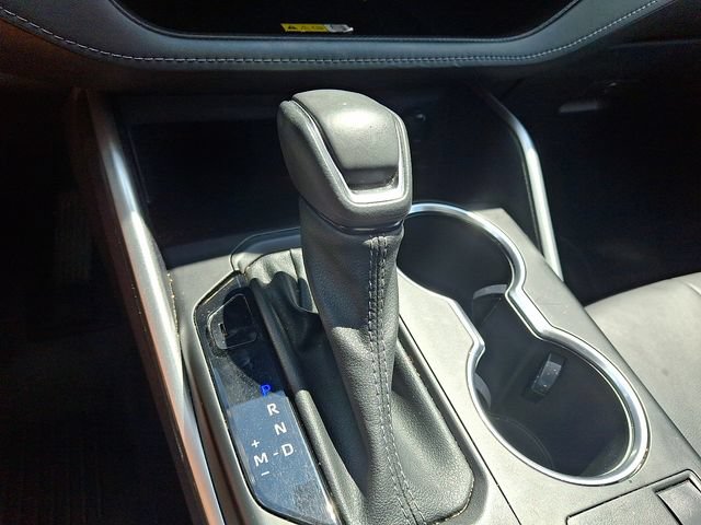 Used 2023 Toyota Highlander XLE FWD image 15
