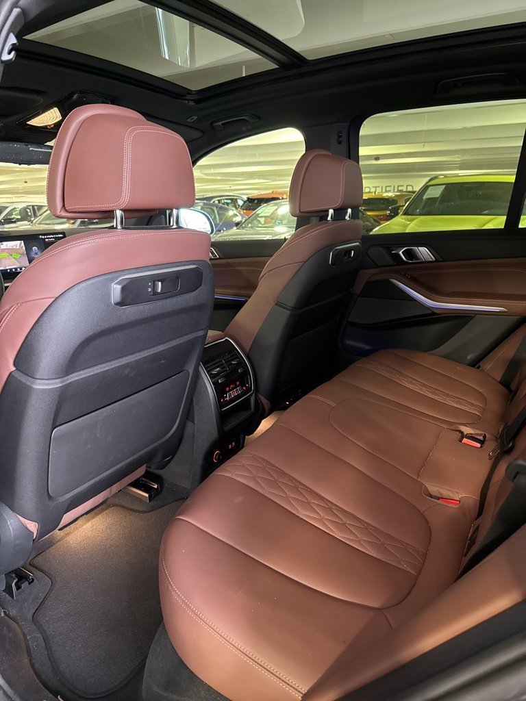 Used 2024 BMW X5 xDrive50e w/ M Sport Package image 8
