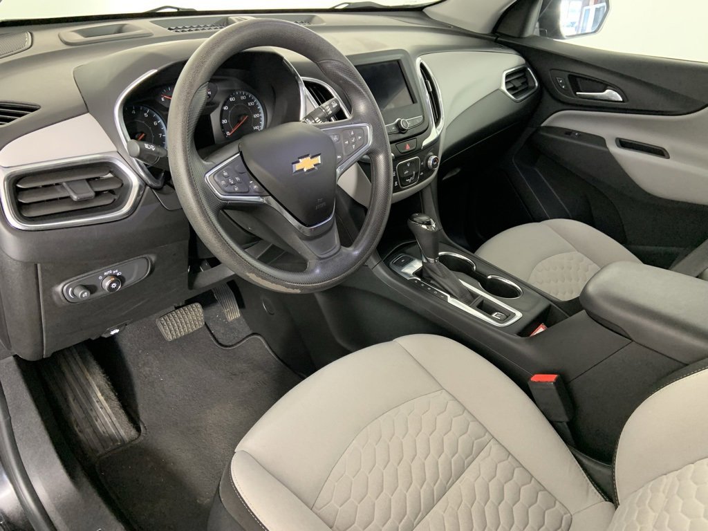 Used 2020 Chevrolet Equinox LS w/ LS Convenience Package image 27