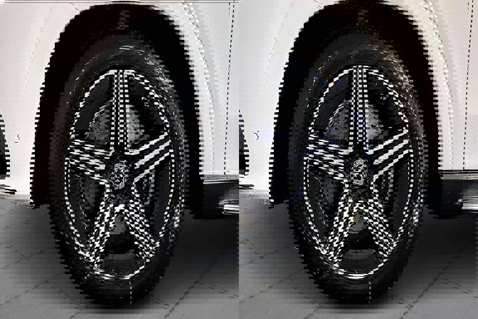 New 2026 Mercedes-Benz GLE 450 4MATIC image 17