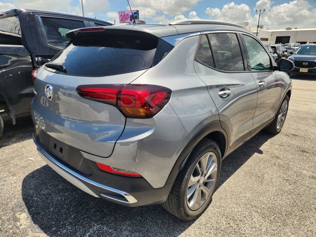 Used 2023 Buick Encore GX Essence w/ Experience Buick Package FWD image 5