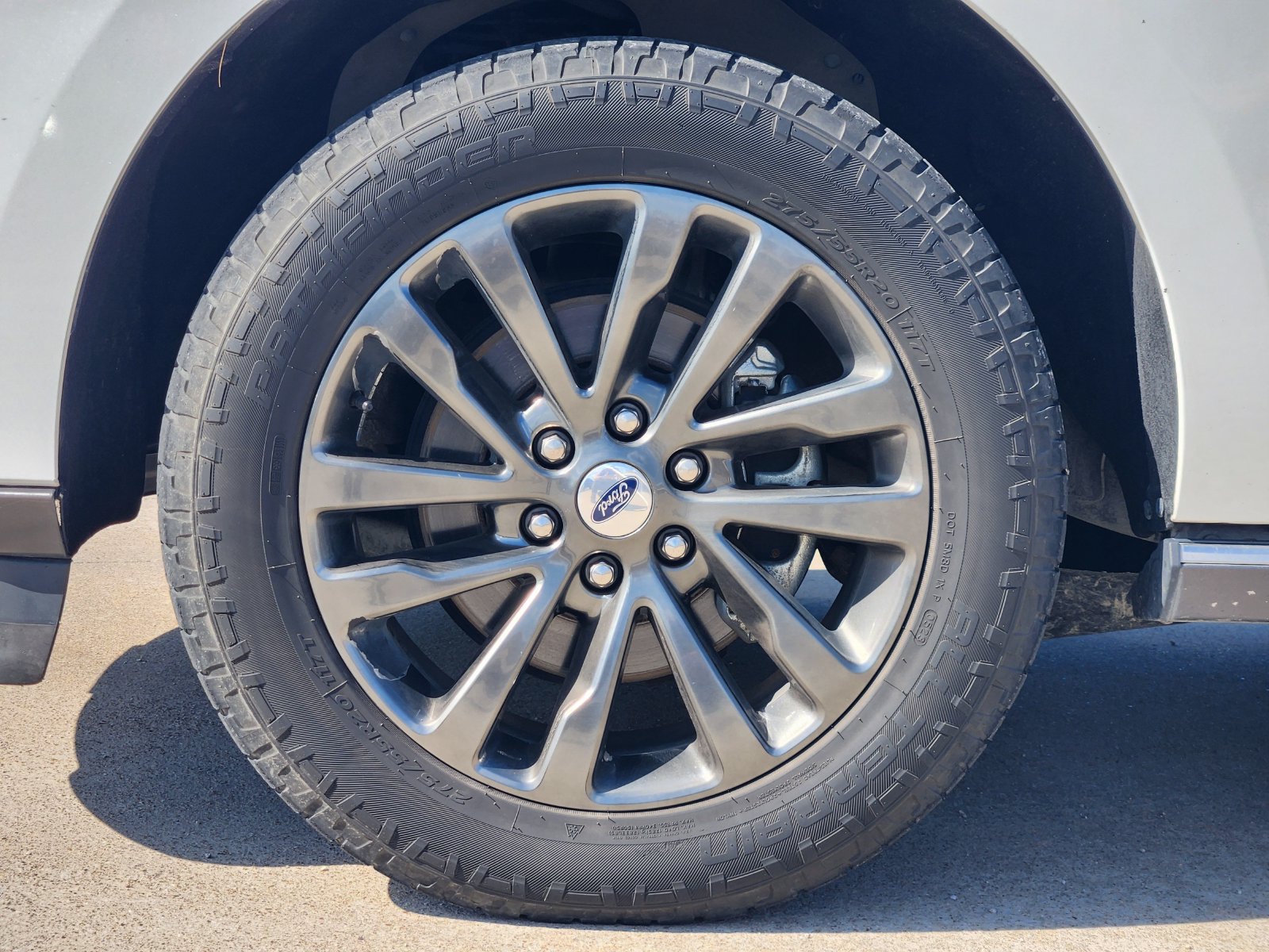 Used 2020 Ford Expedition Limited AWD/4WD image 11
