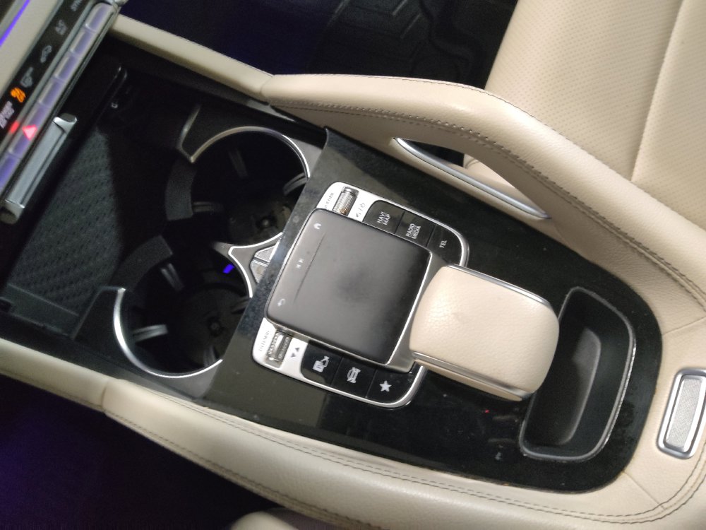 Used 2020 Mercedes-Benz GLE 350 4MATIC image 26