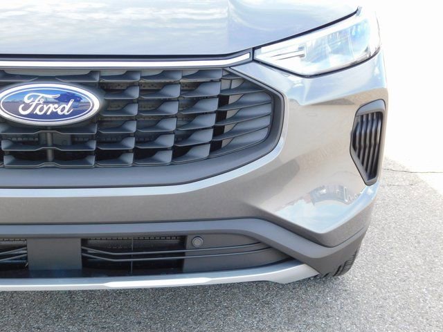 New 2026 Ford Escape Active w/ Tech Pack #1 image 9