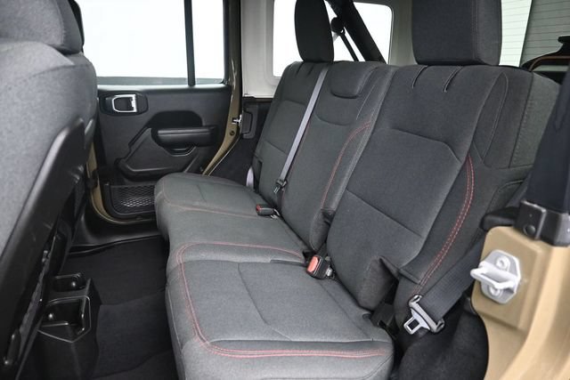 Used 2025 Jeep Wrangler Unlimited Rubicon AWD/4WD image 26