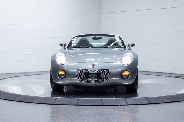 Used 2006 Pontiac Solstice Convertible w/ Premium Package RWD image 5