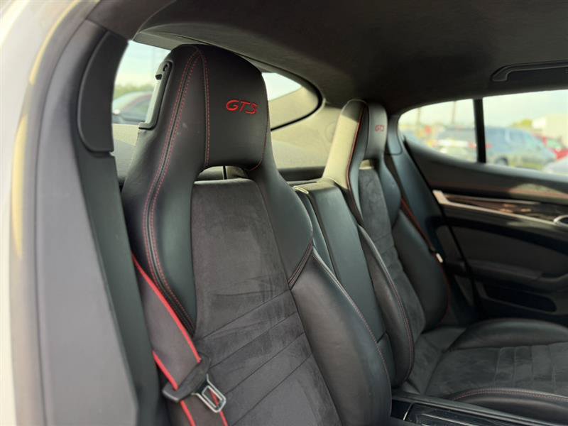 Used 2015 Porsche Panamera GTS AWD/4WD image 37