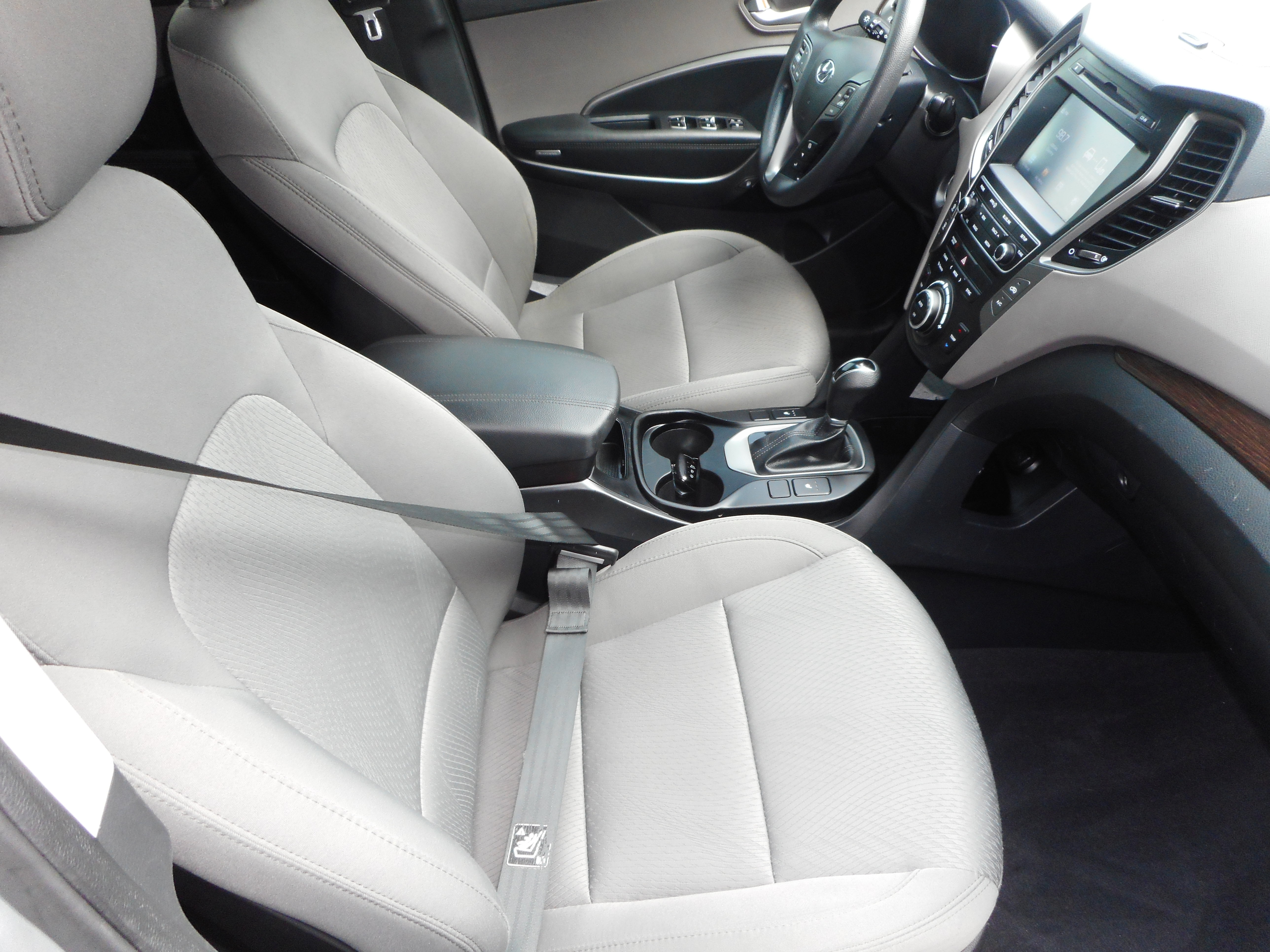 Used 2018 Hyundai Santa Fe Sport w/ 2.4L Value Package 02 AWD/4WD image 27