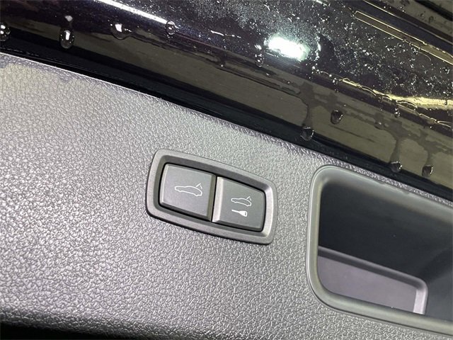 Used 2025 Porsche Macan image 71