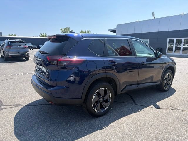Used 2026 Nissan Rogue SV AWD/4WD image 6