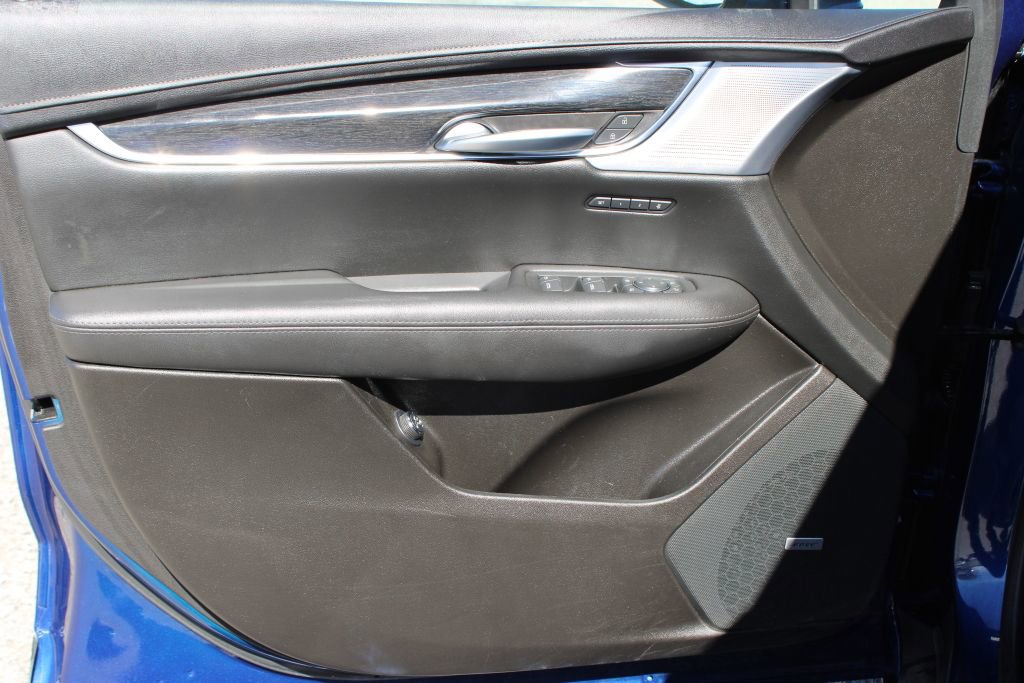 Used 2023 Cadillac XT5 Premium Luxury image 34