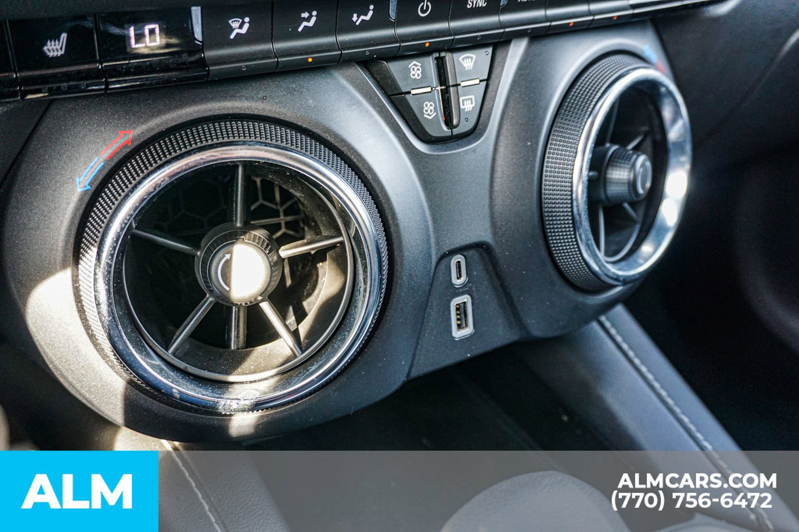 Used 2025 Chevrolet Blazer LT image 42