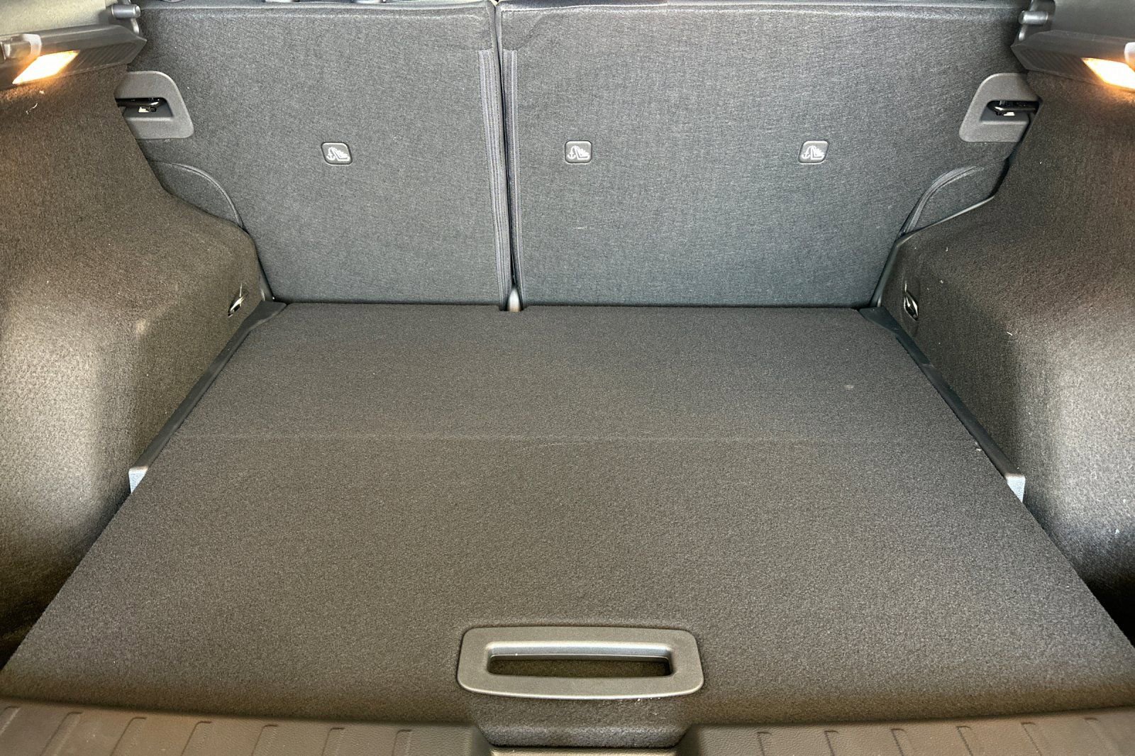 New 2026 Nissan Kicks SV w/ Charging Package image 12