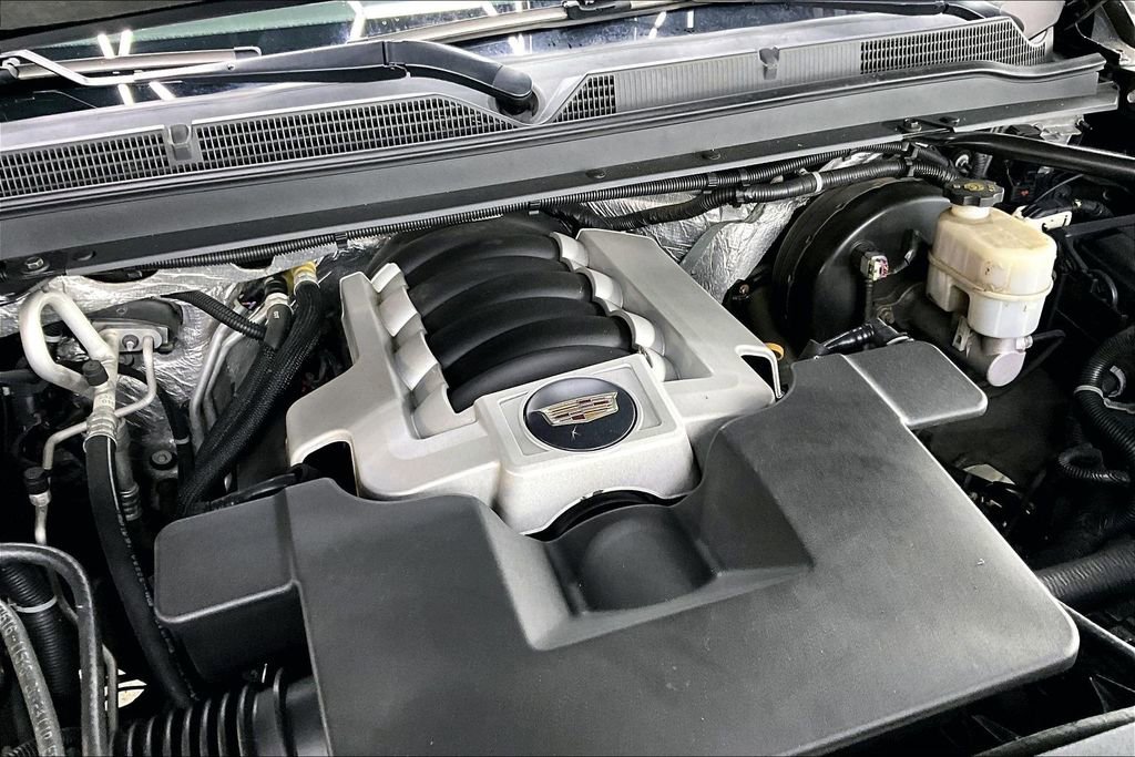 Used 2016 Cadillac Escalade Premium image 33
