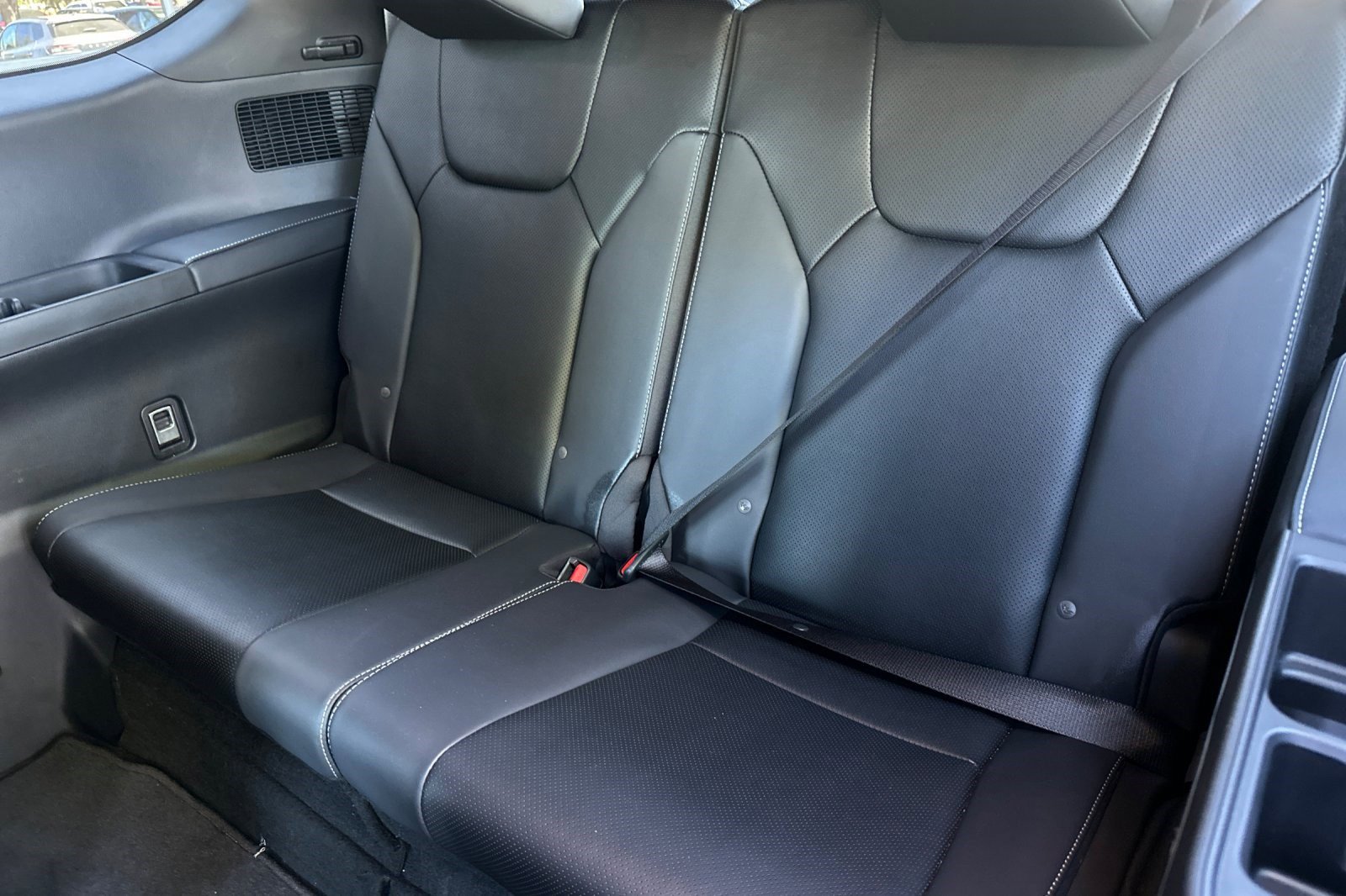 Used 2025 Lexus TX 500h AWD w/ Technology Package image 19