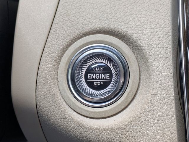 Used 2020 Mercedes-Benz GLC 300 image 31