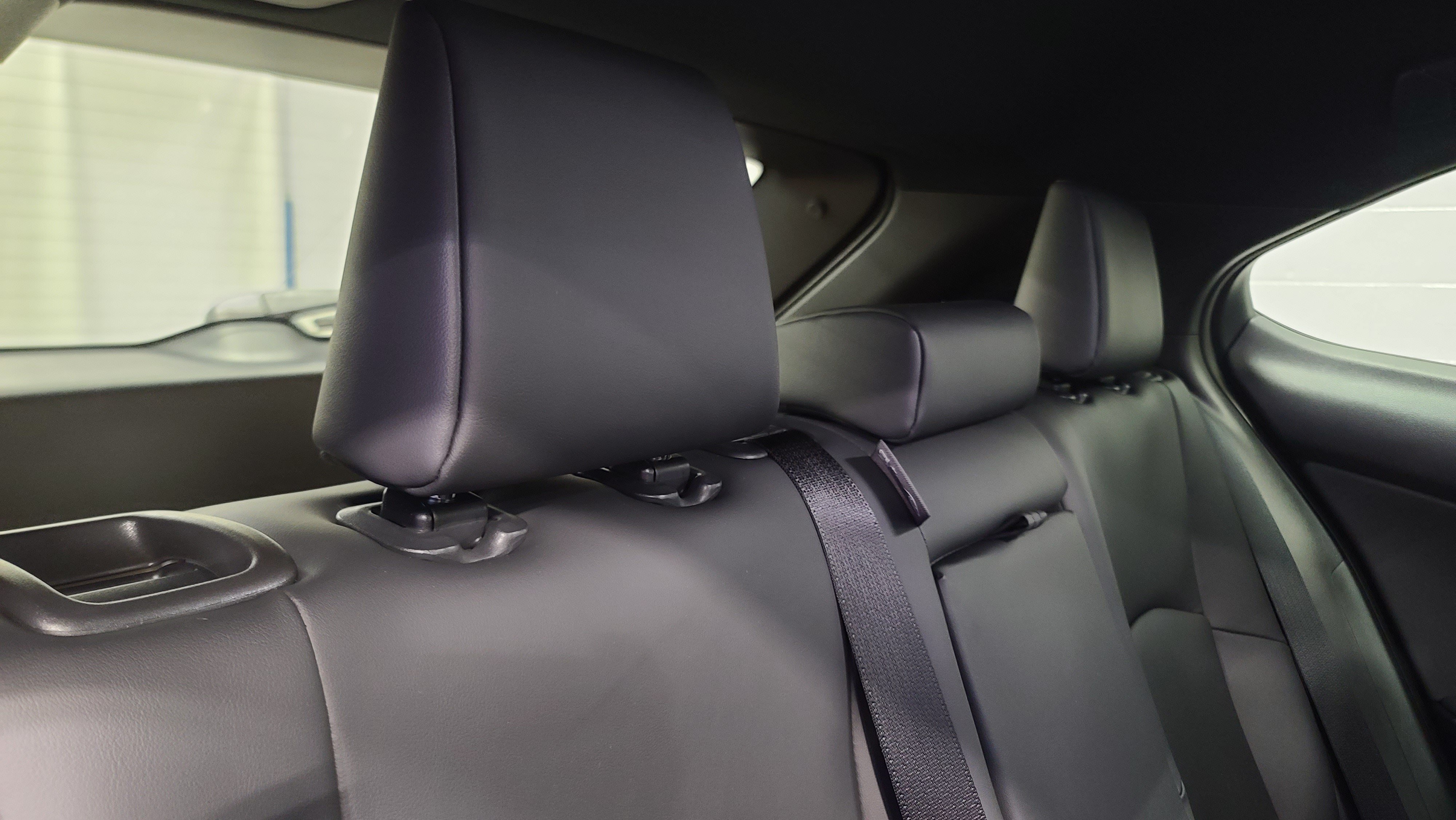 New 2026 Lexus UX 300h AWD image 40