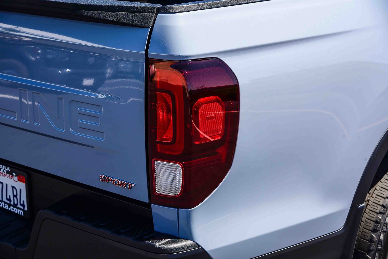 Used 2024 Honda Ridgeline Sport image 8