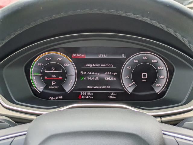 Used 2022 Audi Q5 e Premium AWD/4WD image 28