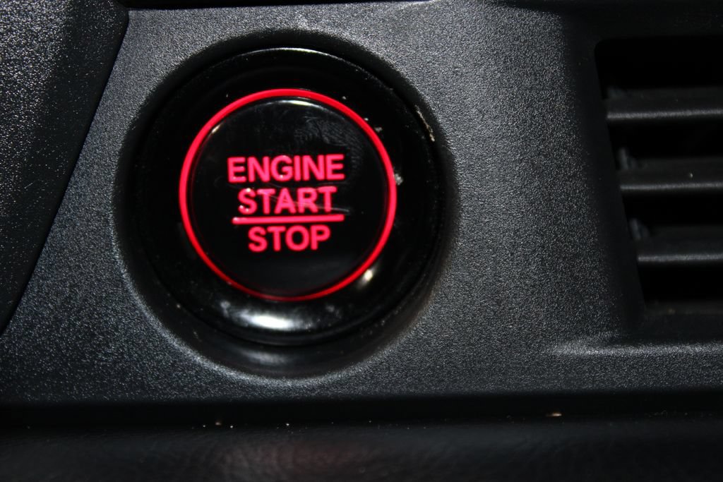 Used 2023 Honda Pilot Touring image 30