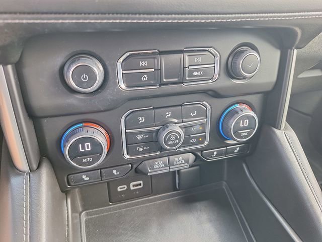 Used 2023 Chevrolet Tahoe Z71 w/ Luxury Package AWD/4WD image 27