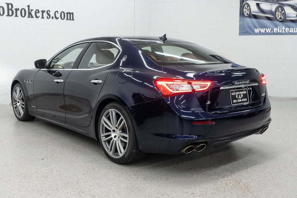 Used 2018 Maserati Ghibli S GranLusso RWD image 6