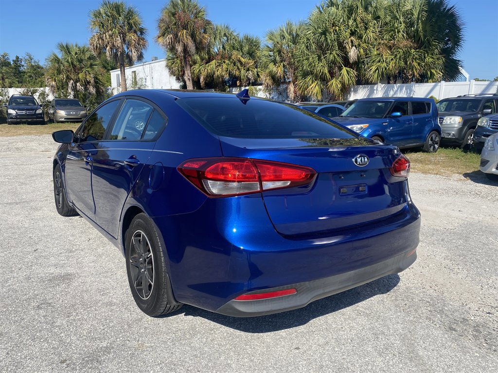 Used 2018 Kia Forte LX image 5