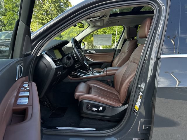 Used 2021 BMW X7 xDrive40i w/ Executive Package AWD/4WD image 19
