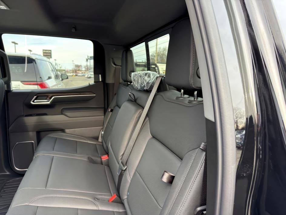 New 2026 GMC Sierra 1500 SLT w/ SLT Premium Plus Package image 5