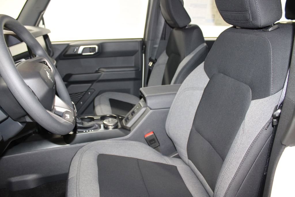 New 2025 Ford Bronco 4-Door image 17