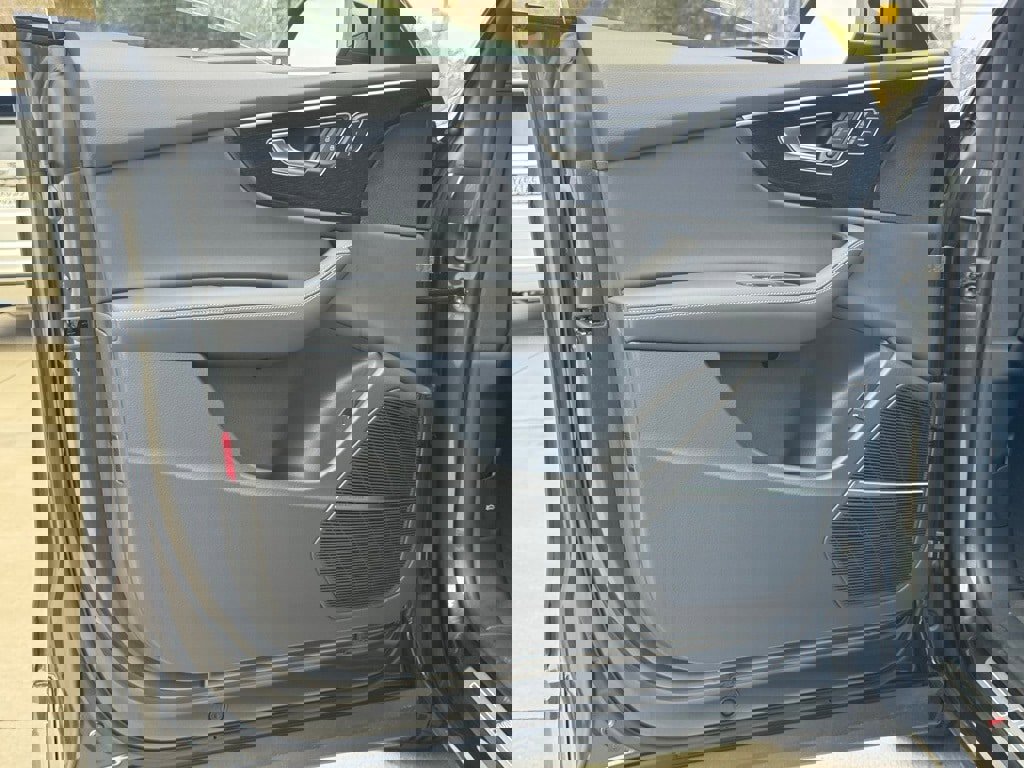 New 2026 Audi Q8 Premium Plus image 19