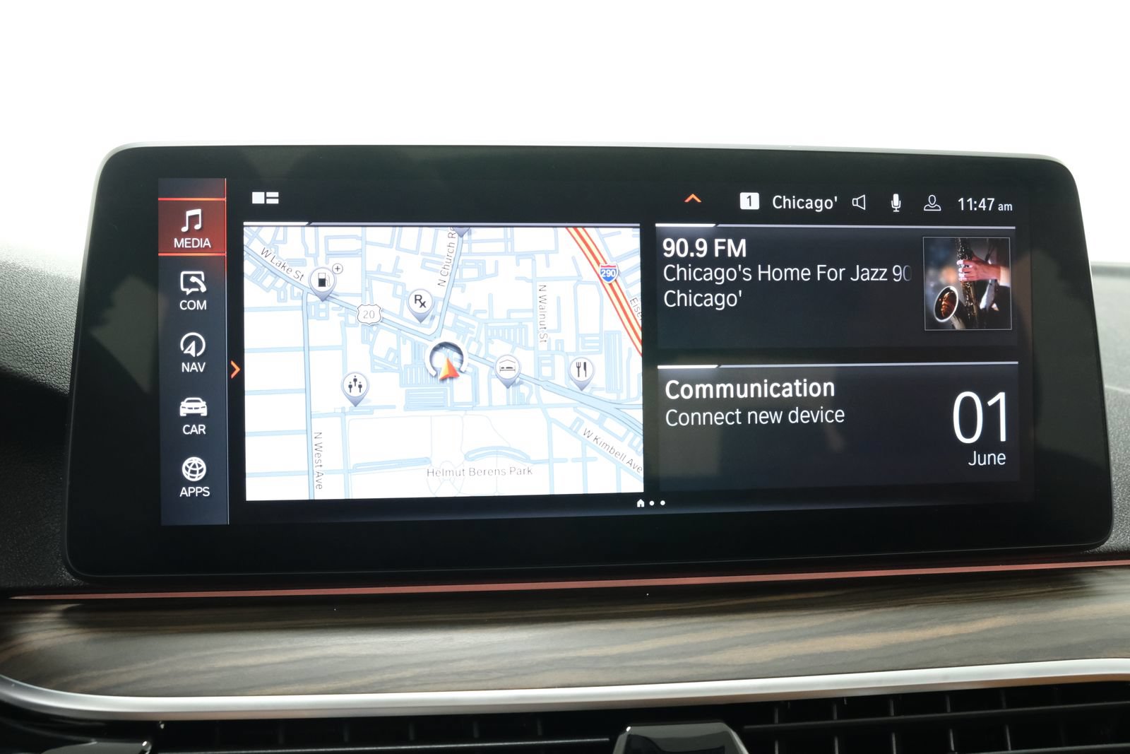 Used 2023 BMW 530i xDrive w/ Premium Package AWD/4WD image 17