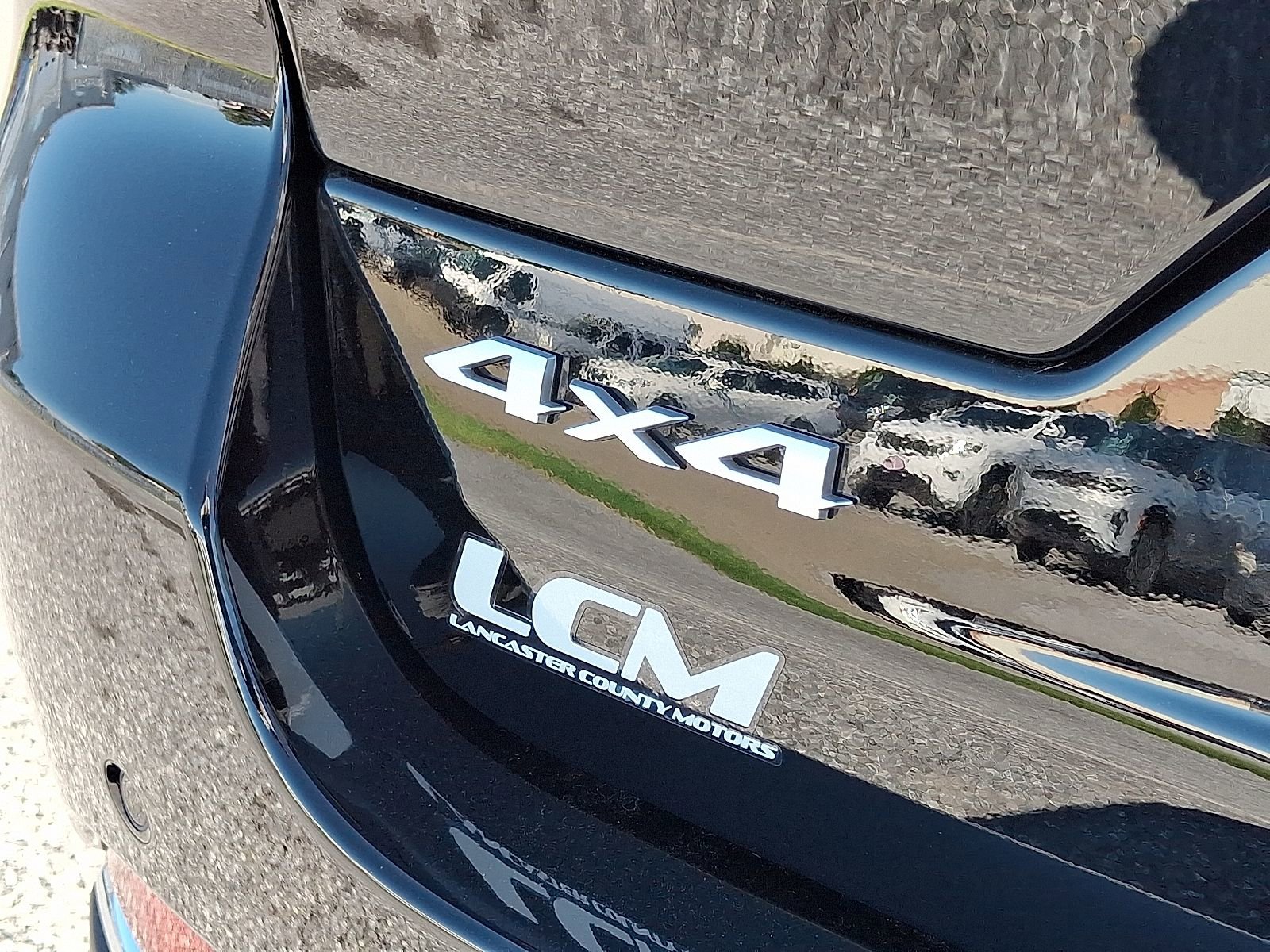 New 2025 Jeep Grand Cherokee Laredo w/ Luxury Tech Group I image 14