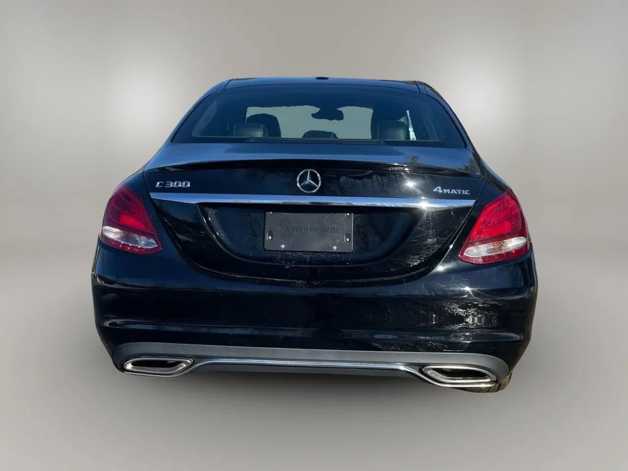 Used 2018 Mercedes-Benz C 300 4MATIC Sedan image 4