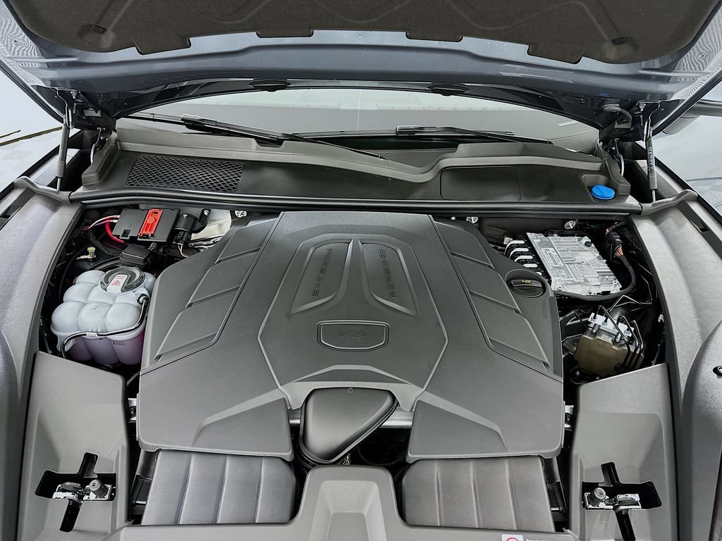 New 2026 Porsche Cayenne AWD/4WD image 31