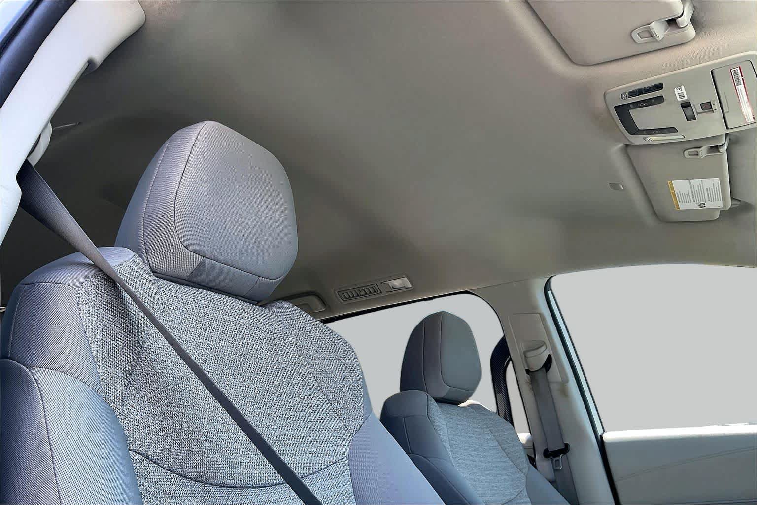 Certified 2022 Toyota Sienna LE FWD image 13