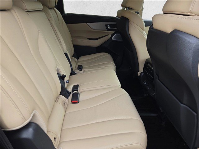 Certified 2026 Acura MDX w/ Technology Package FWD image 21
