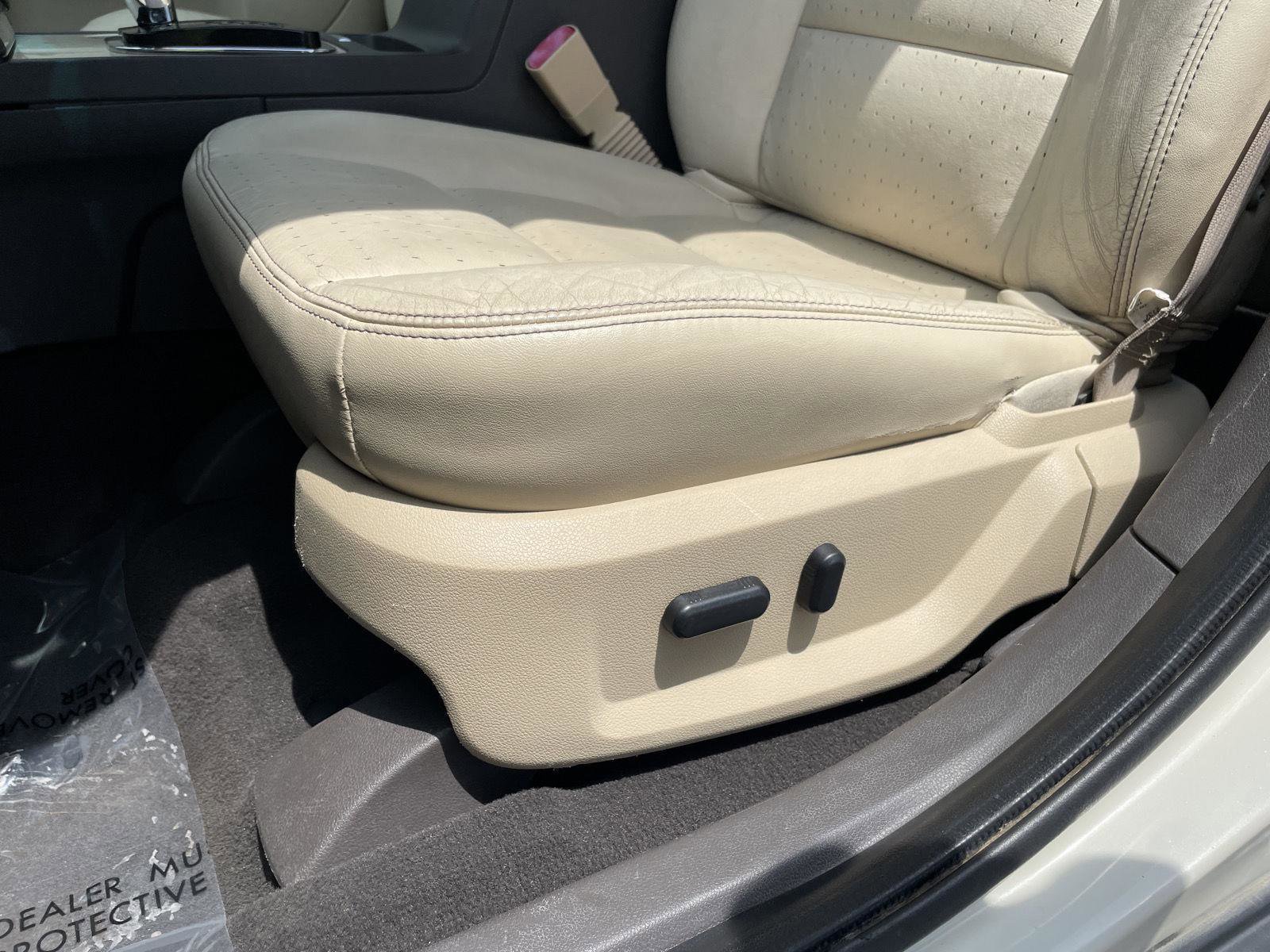 Used 2009 Mercury Sable Premier FWD image 17