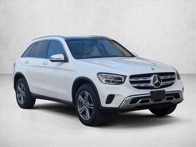 Used 2021 Mercedes-Benz GLC 300 4MATIC image 3