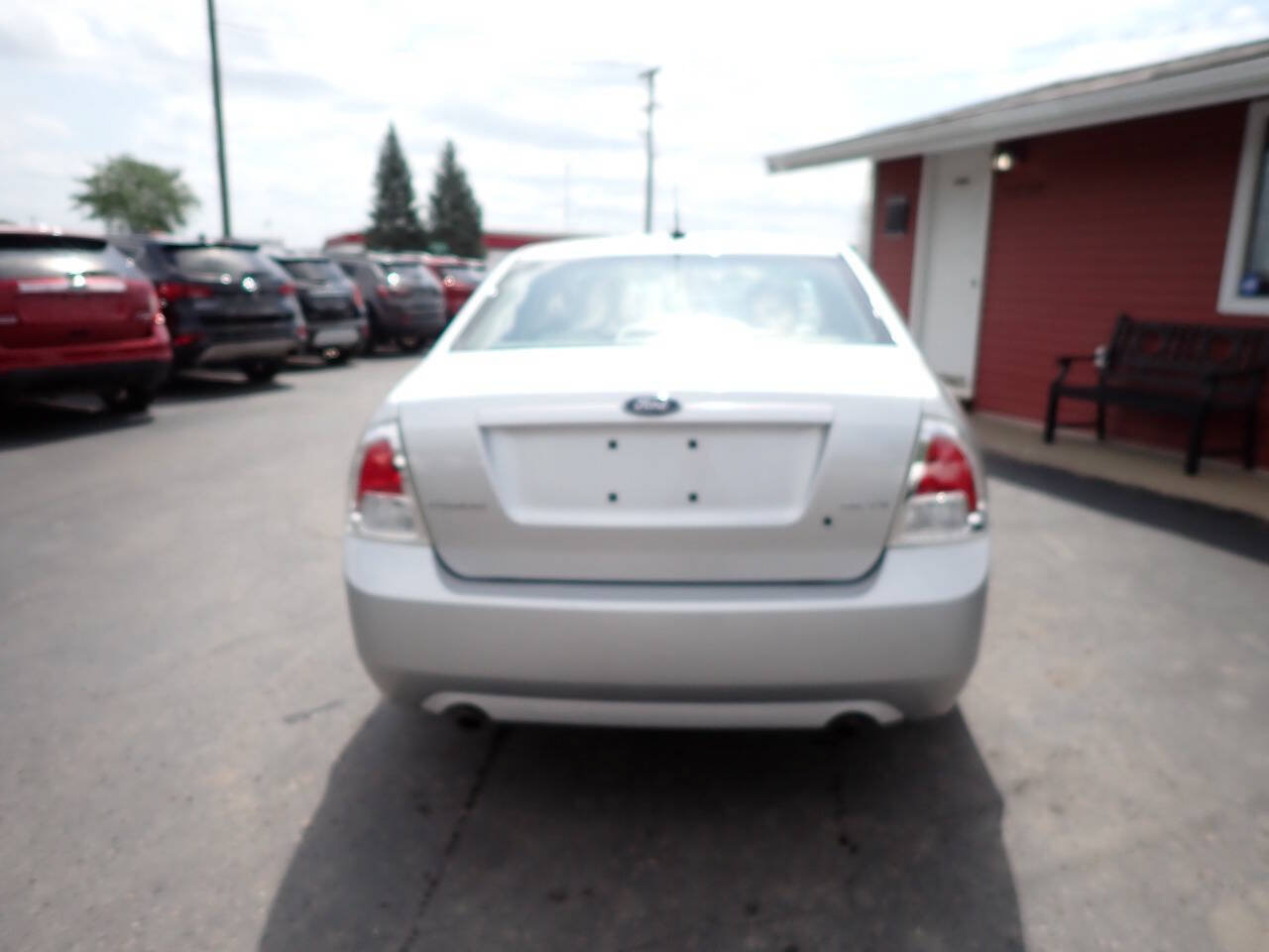 Used 2009 Ford Fusion SE FWD image 5