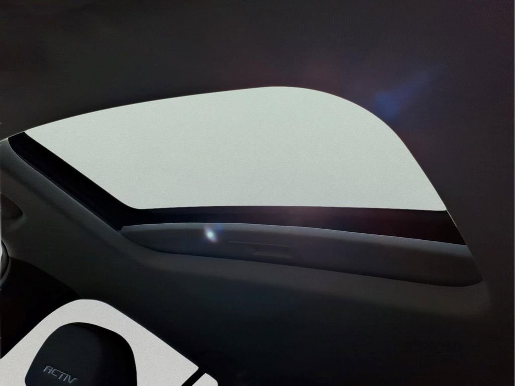 Used 2025 Chevrolet Trax ACTIV w/ Sunroof Package image 12