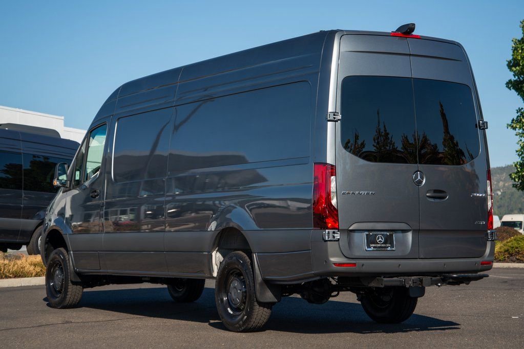 New 2025 Mercedes-Benz Sprinter 2500 image 8