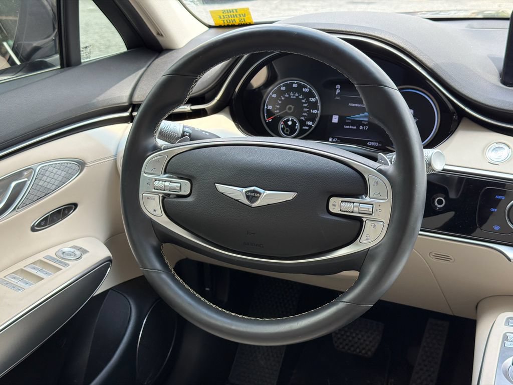 Used 2024 Genesis GV70 2.5T w/ Select Package AWD/4WD image 28