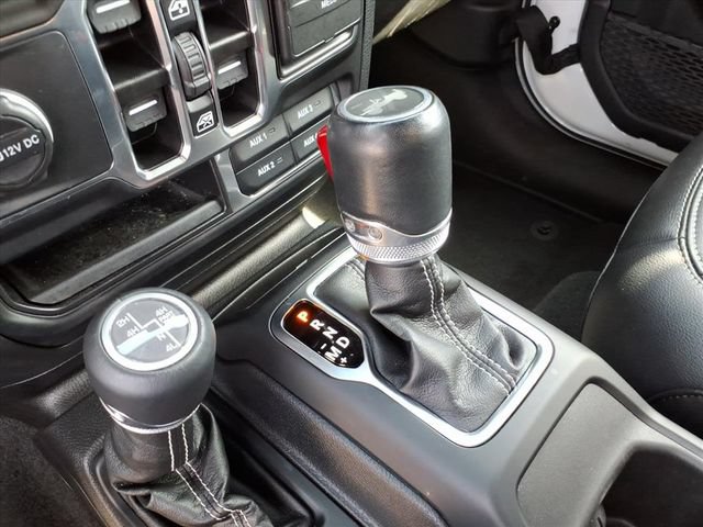 Used 2023 Jeep Wrangler Unlimited Sahara w/ Cold Weather Group AWD/4WD image 22