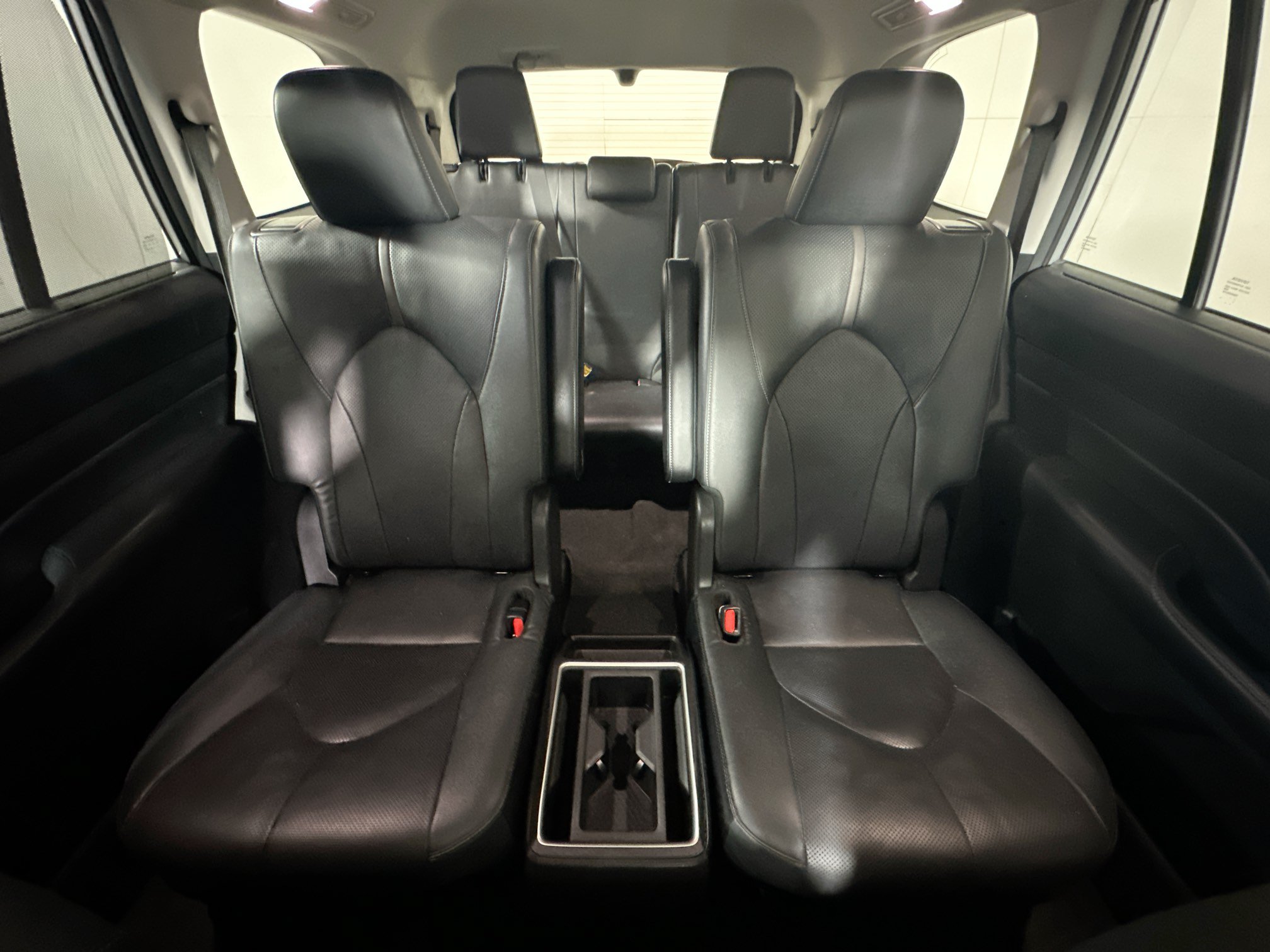 Used 2024 Toyota Grand Highlander AWD image 30