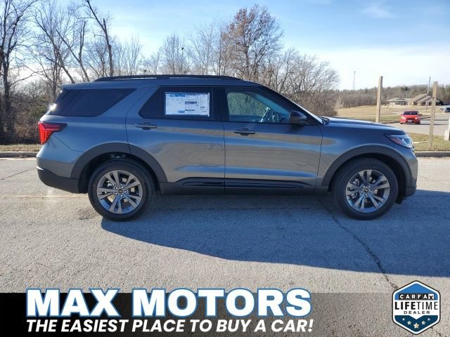 New 2026 Ford Explorer Active w/ Active Comfort Package image 2