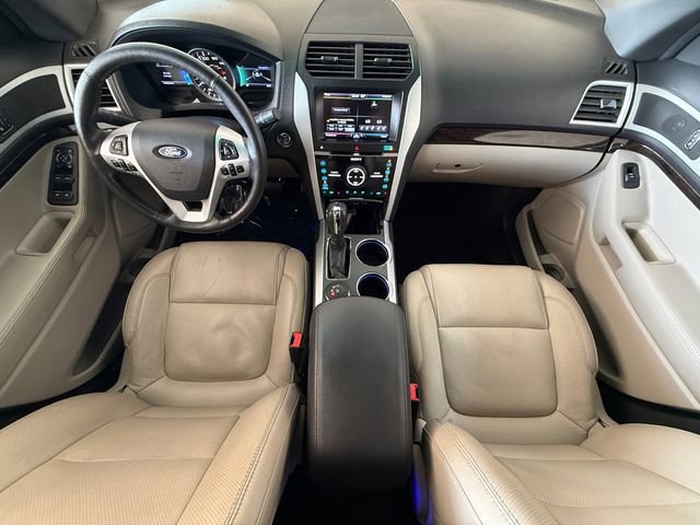 Used 2014 Ford Explorer Limited w/ Equipment Group 302A AWD/4WD image 12