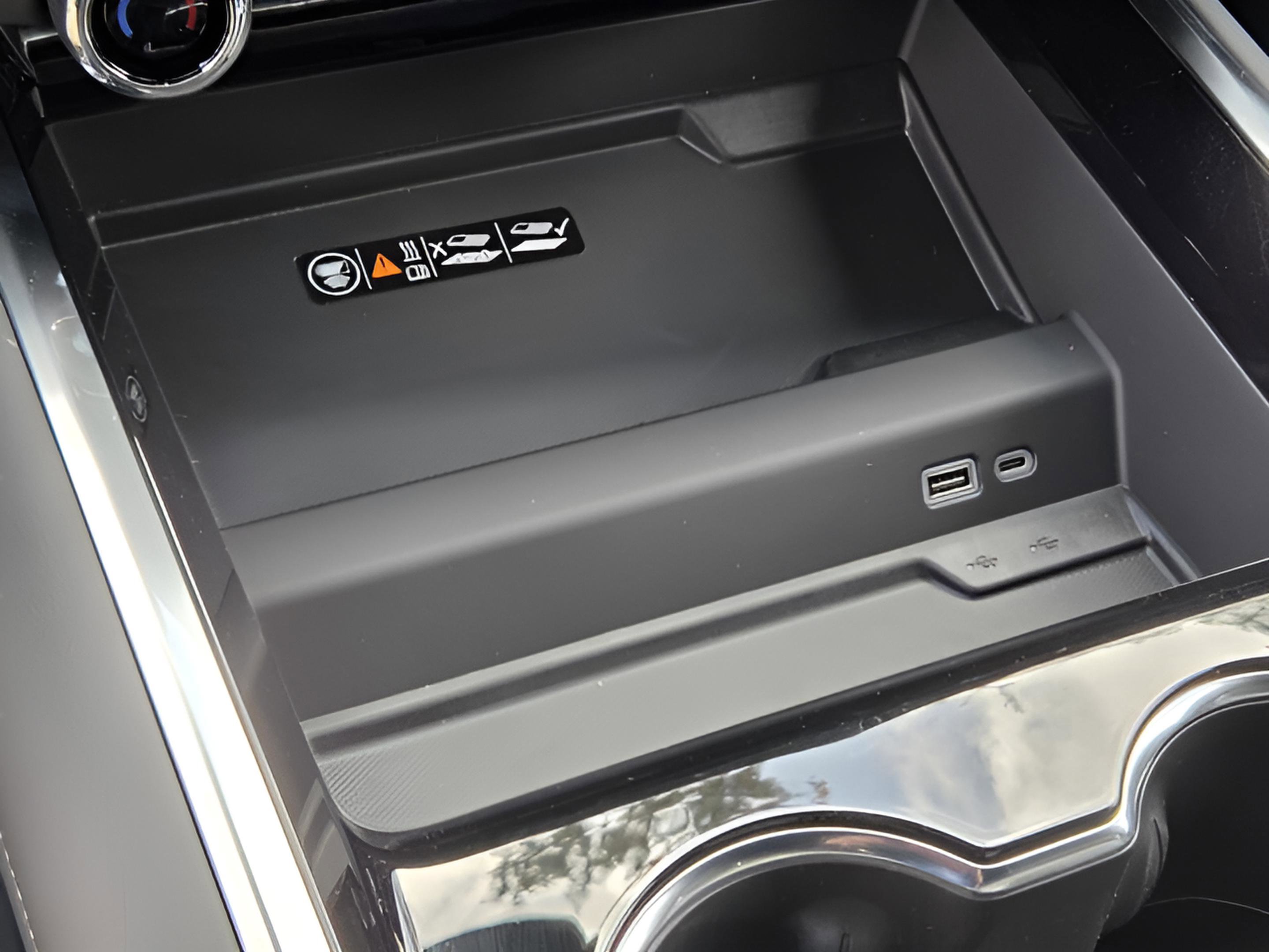 New 2026 Chevrolet Suburban High Country image 21